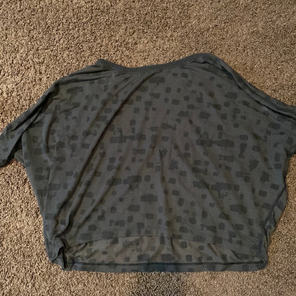 Lululemon mesh speckle shirt